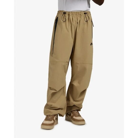 Nike NSW Tech Woven Colorblock Oversized Pants Size Medium Men Beige HM7158-297 - Picture 3 of 7